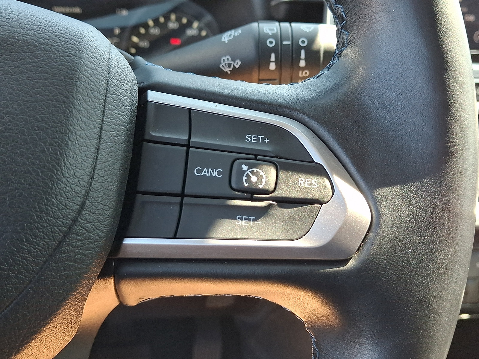 Used 2022 Jeep Compass Latitude w/ Convenience Group AWD/4WD image 21