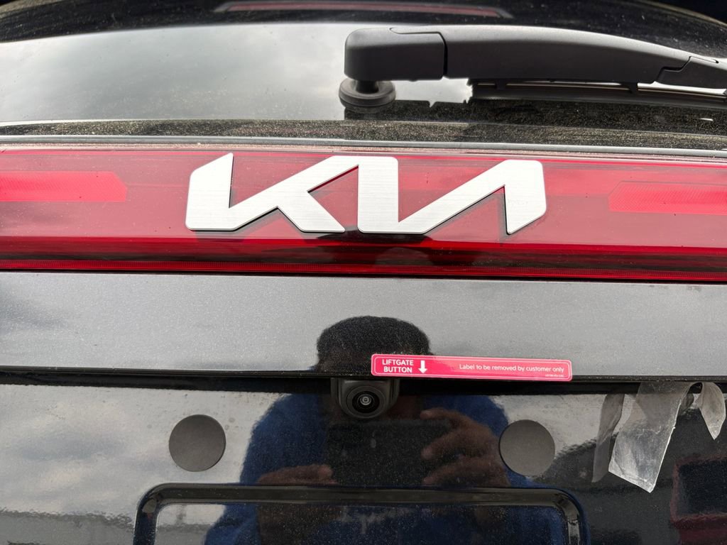 New 2025 Kia Seltos SX w/ SX Sunroof Package AWD/4WD image 17