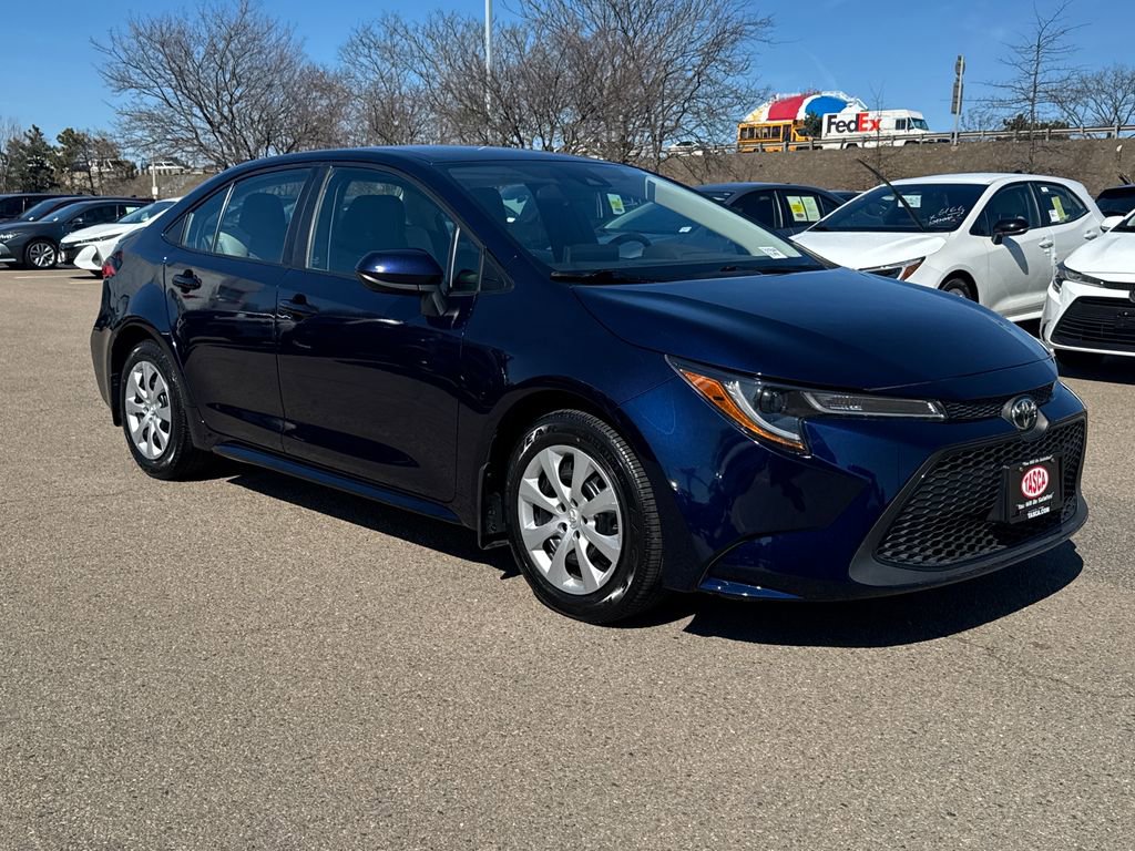 Used 2022 Toyota Corolla LE FWD image 9