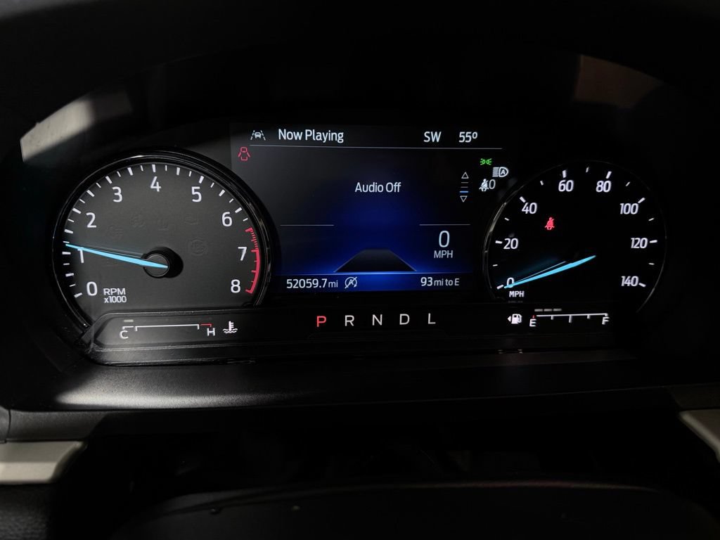 Used 2021 Ford Explorer XLT w/ Equipment Group 202A AWD/4WD image 13