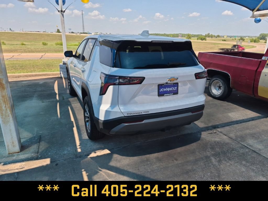 Used 2025 Chevrolet Equinox LT AWD/4WD image 7