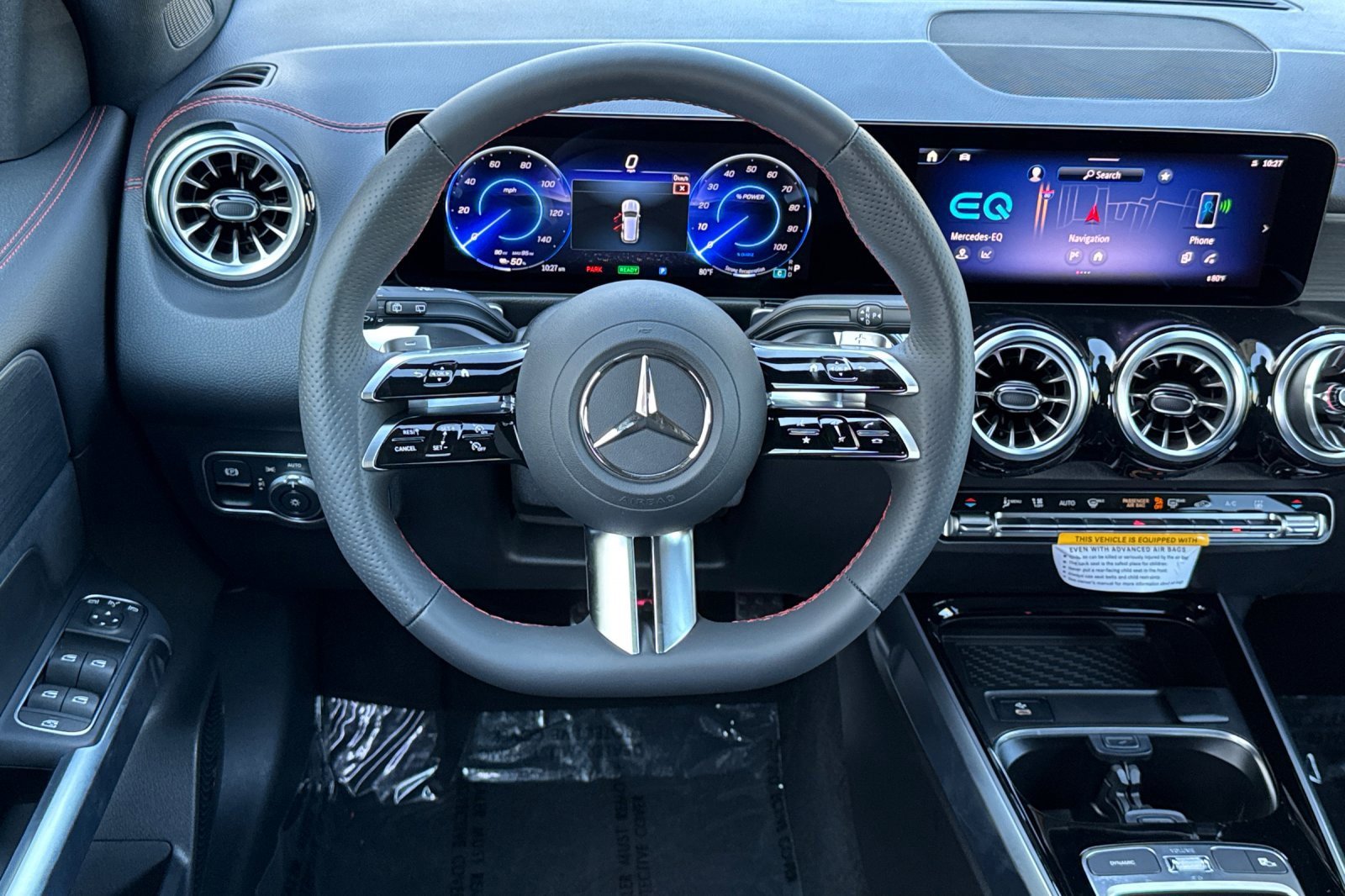 Used 2024 Mercedes-Benz EQB 300 4MATIC image 17