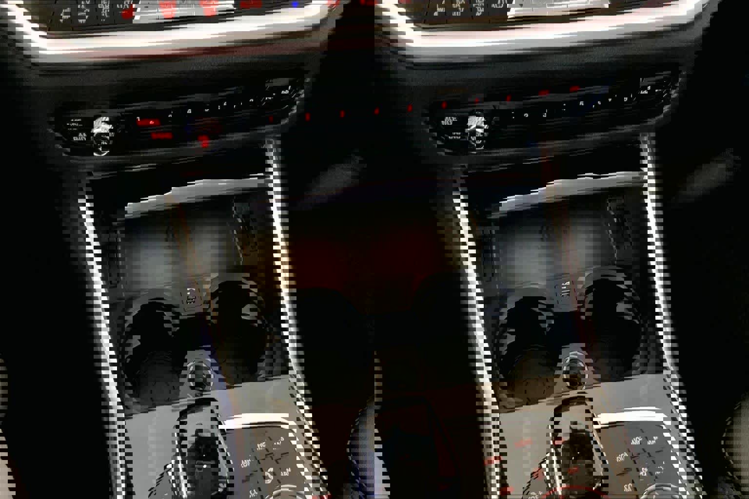 Used 2019 BMW 330i xDrive Sedan w/ Convenience Package image 33