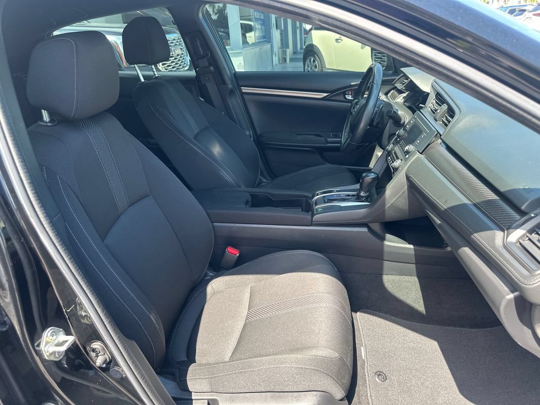 Used 2018 Honda Civic Sport image 31