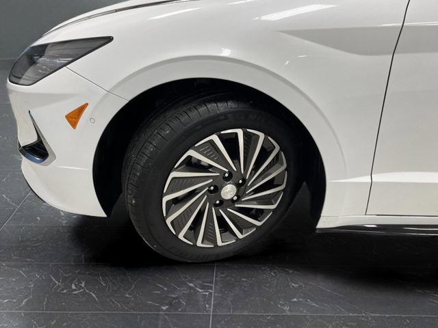 Used 2023 Hyundai Sonata Limited image 34