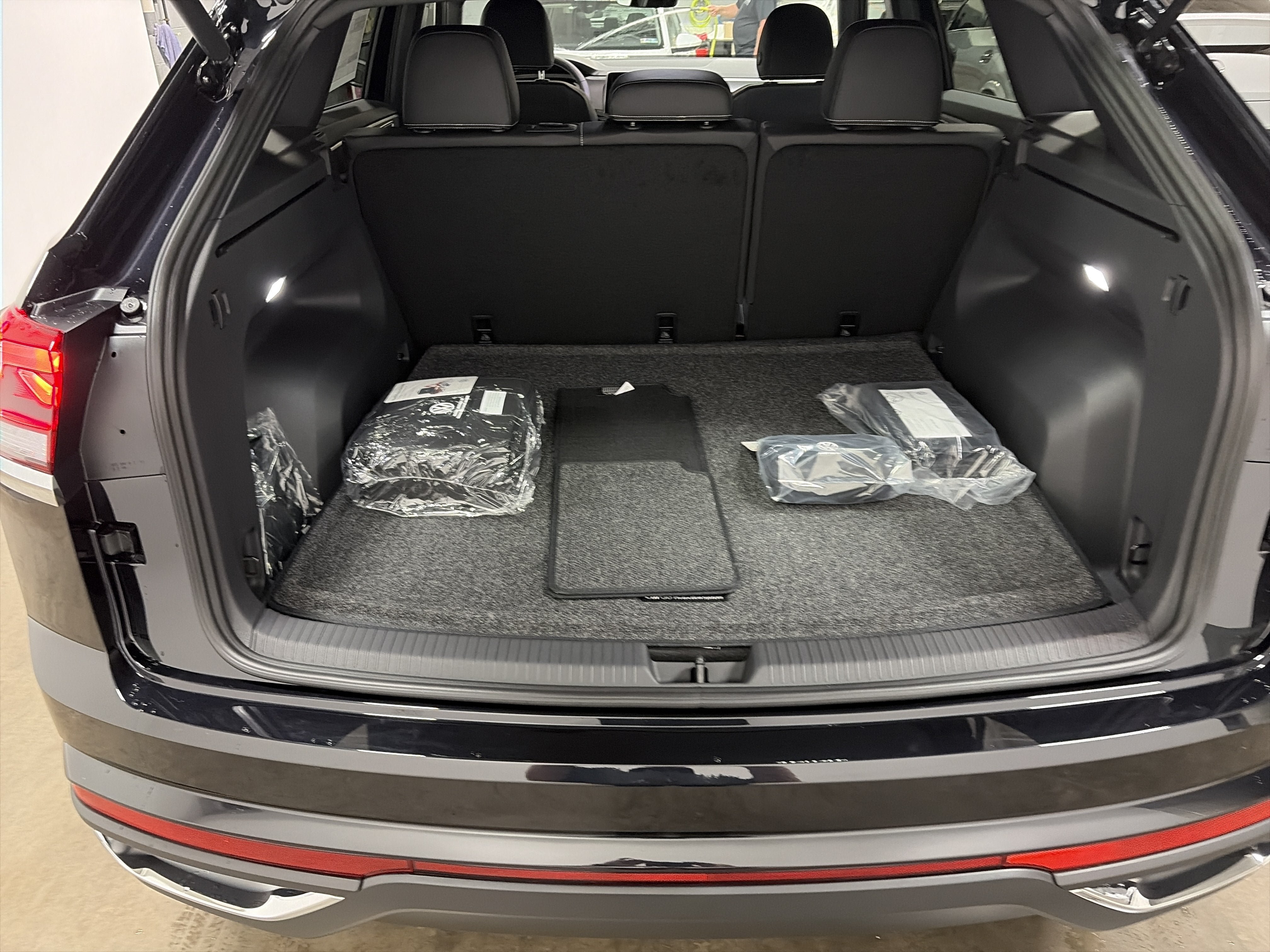 New 2026 Volkswagen Atlas Cross Sport SE AWD/4WD image 26