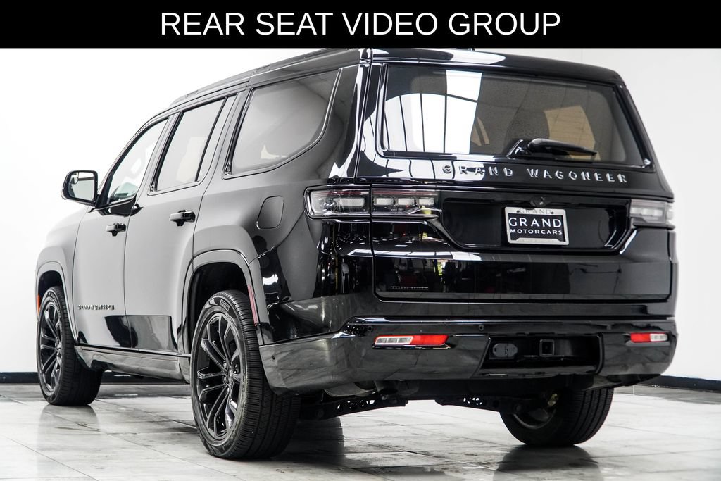 Used 2023 Jeep Grand Wagoneer Series III w/ Rear Seat Video Group 1 AWD/4WD image 10