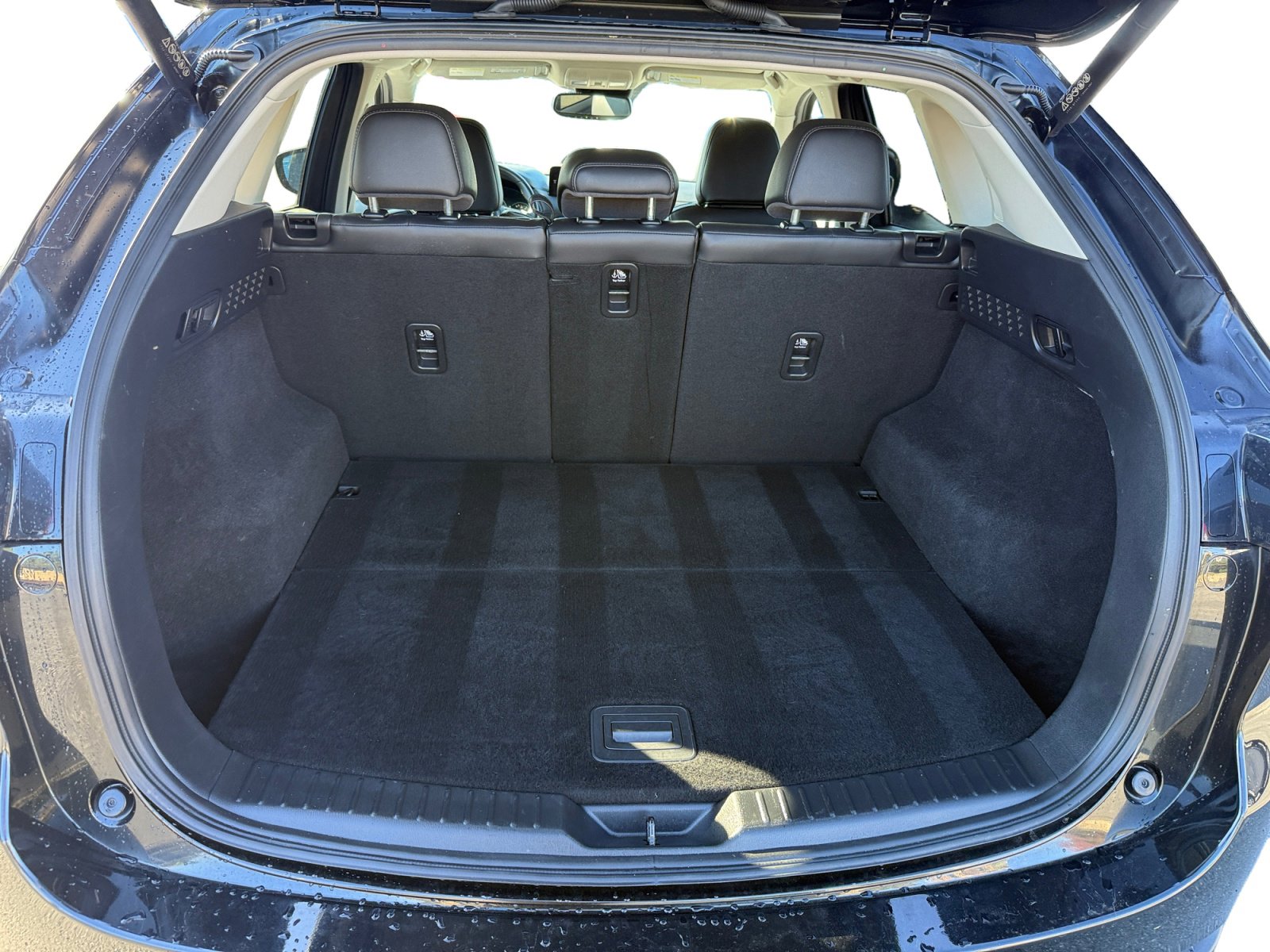 Used 2022 MAZDA CX-5 AWD 2.5 S w/ Premium Package image 17