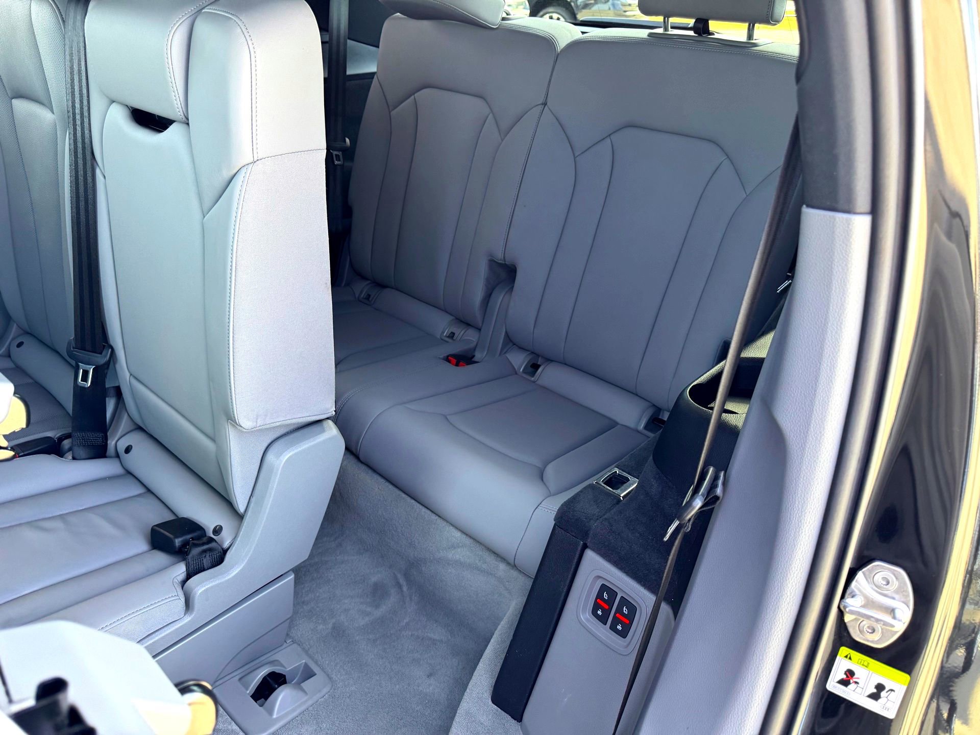 Used 2023 Audi Q7 3.0T Prestige w/ Prestige Package image 19