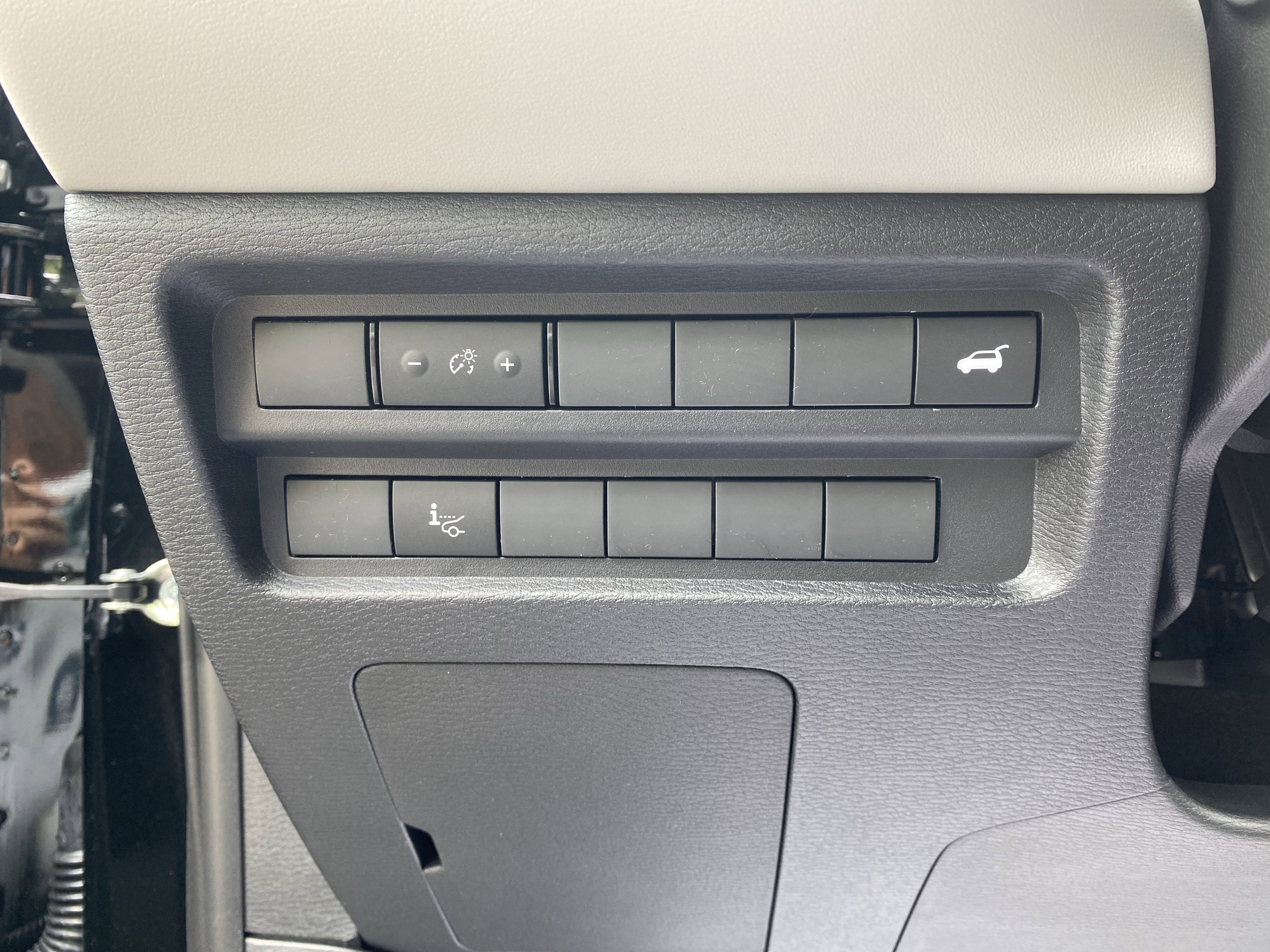 New 2025 Mitsubishi Outlander AWD image 7