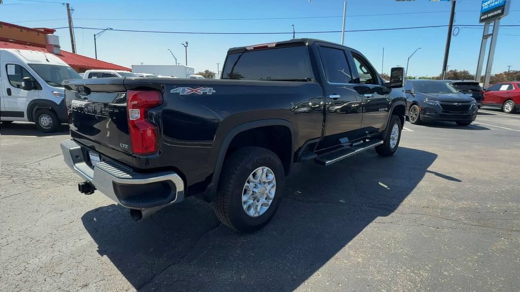 Used 2024 Chevrolet Silverado 2500 LTZ AWD/4WD image 8