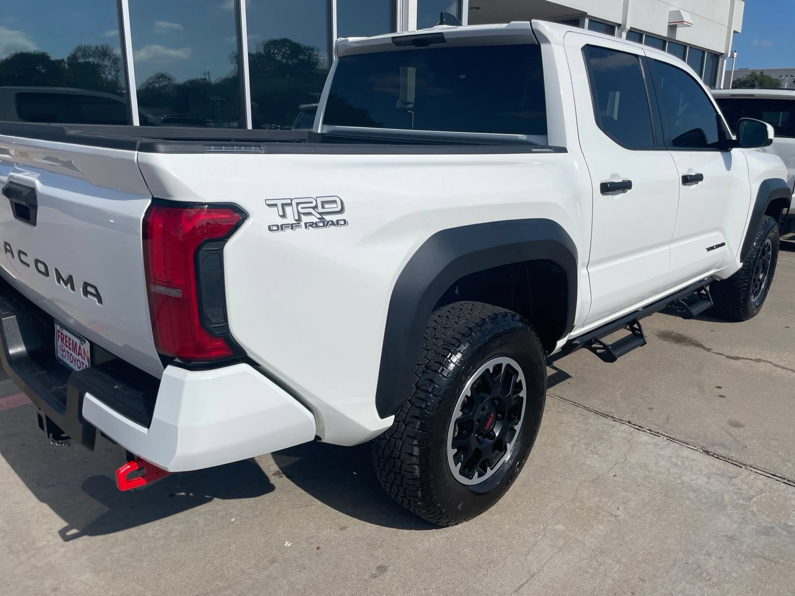 Used 2026 Toyota Tacoma TRD Off-Road AWD/4WD image 8