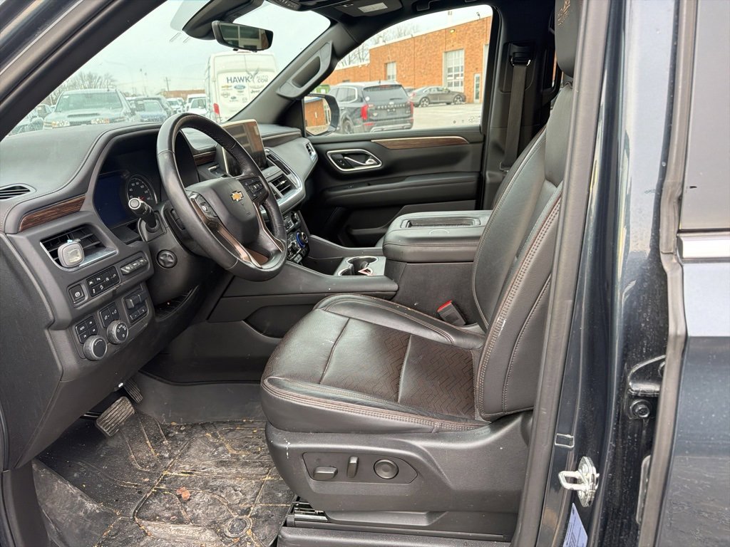 Used 2021 Chevrolet Tahoe High Country w/ Premium Package image 7