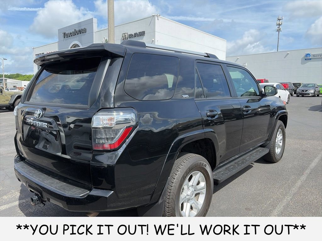 Used 2024 Toyota 4Runner SR5 AWD/4WD image 5