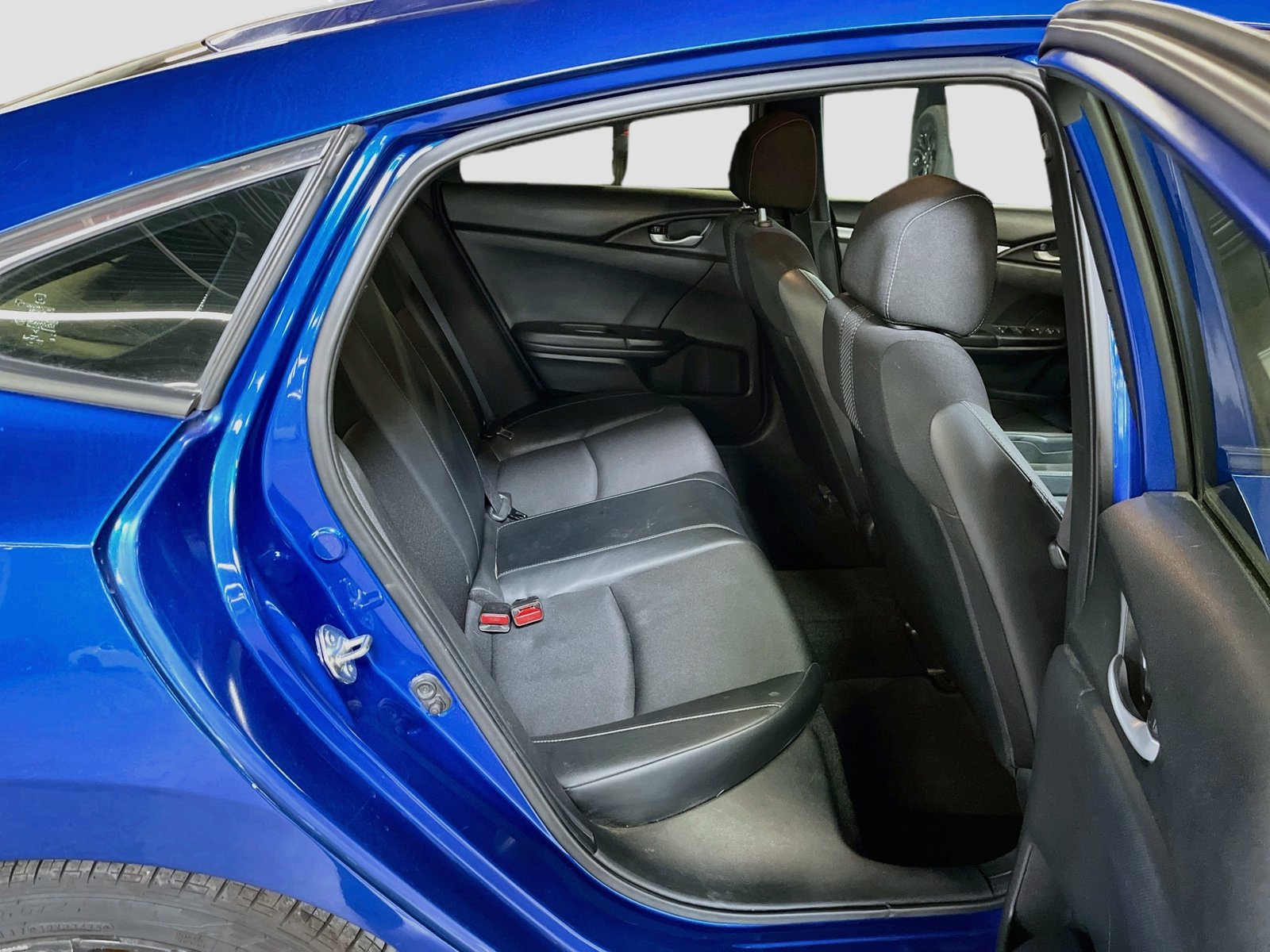 Used 2020 Honda Civic Sport image 24