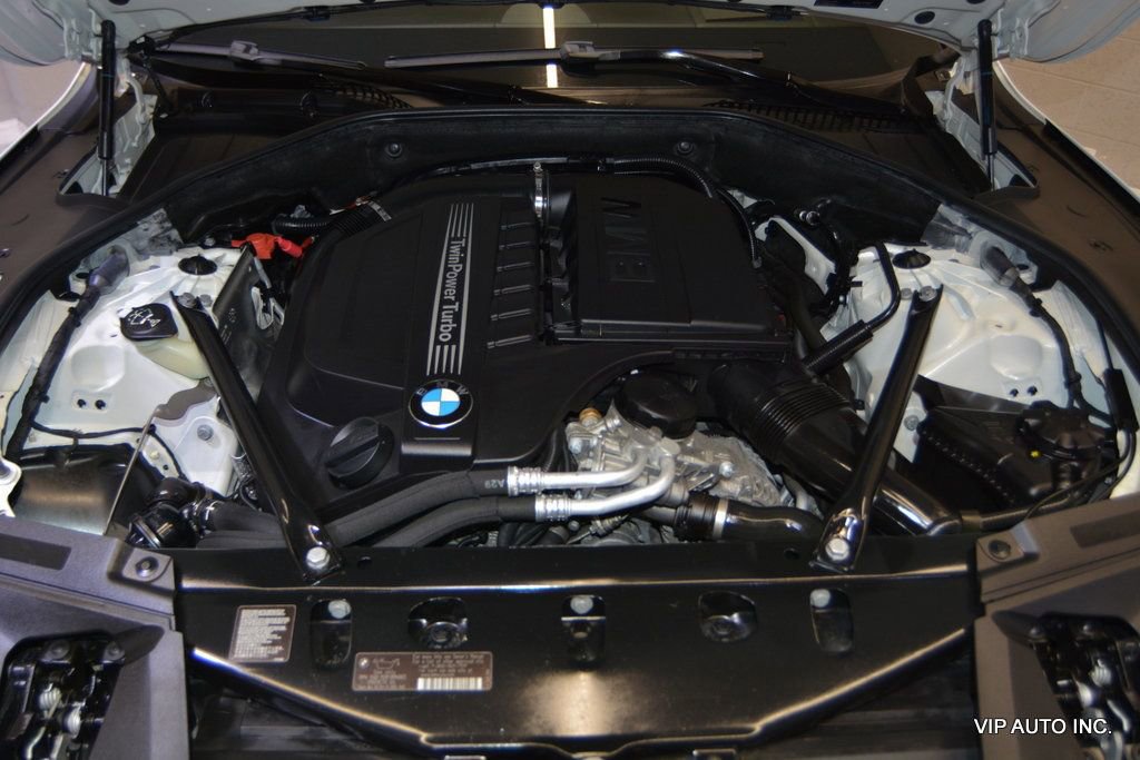 Used 2014 BMW 740i image 33