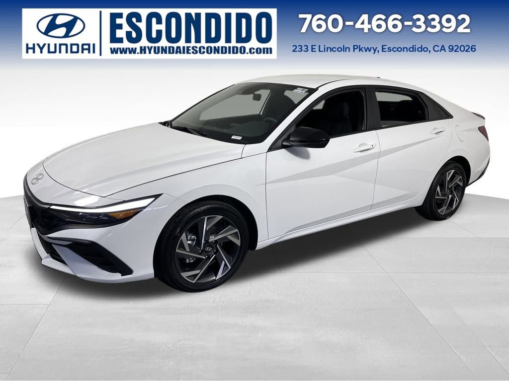 New 2025 Hyundai Elantra SEL image 1