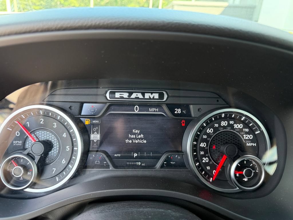 New 2026 RAM 1500 Big Horn AWD/4WD image 10