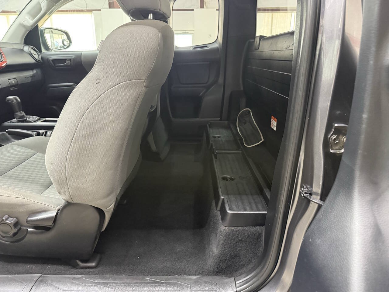 Used 2021 Toyota Tacoma SR AWD/4WD image 13