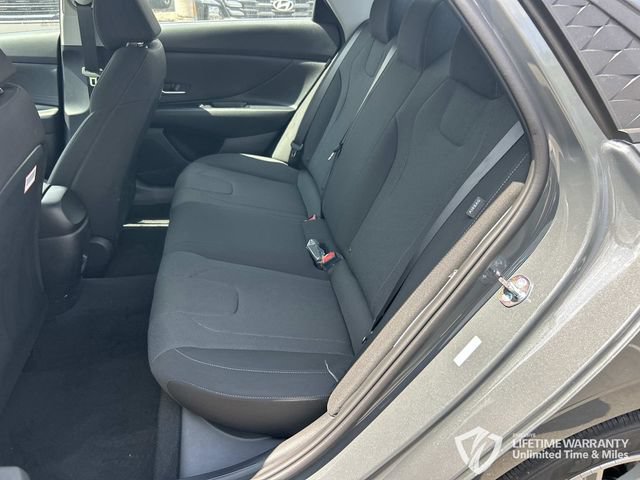 New 2026 Hyundai Elantra SE FWD image 22