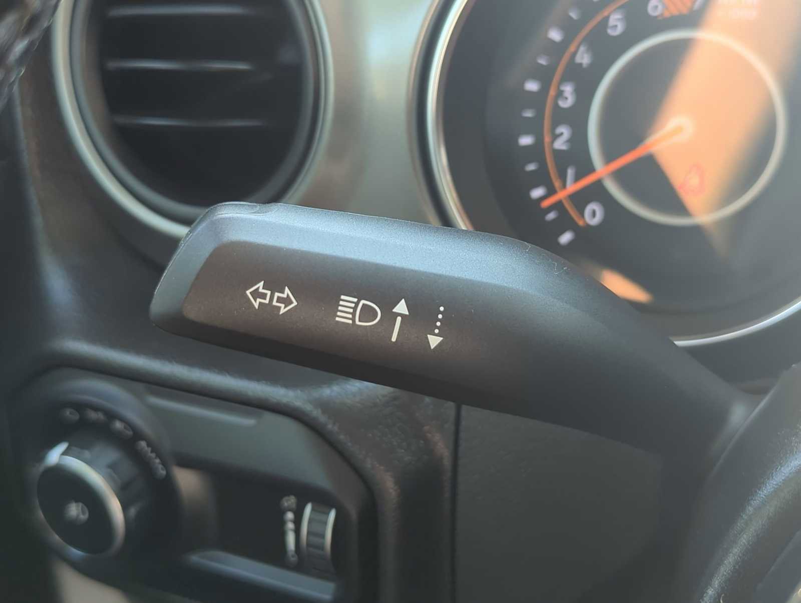 Used 2023 Jeep Wrangler Sport S image 26