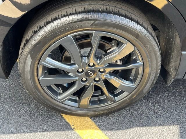 Used 2022 Chevrolet Equinox RS w/ RS Leather Package image 9