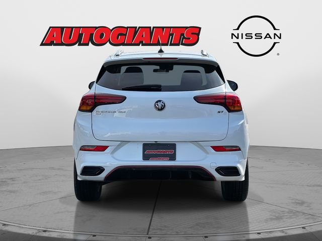 Used 2022 Buick Encore GX Select w/ Sport Touring Package image 4