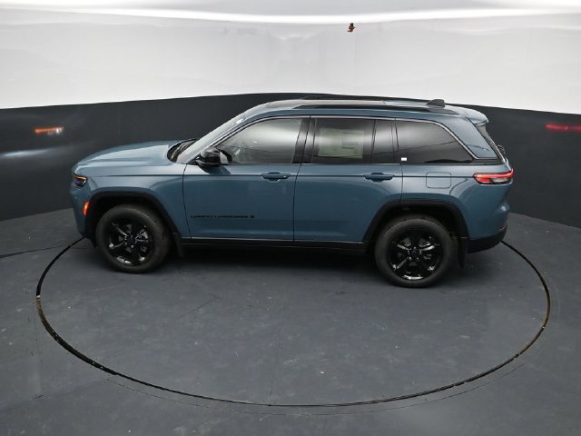 New 2027 Jeep Grand Cherokee Limited w/ Limited Altitude Package AWD/4WD image 46