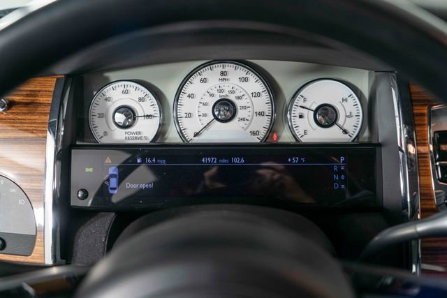 Used 2012 Rolls-Royce Ghost image 21