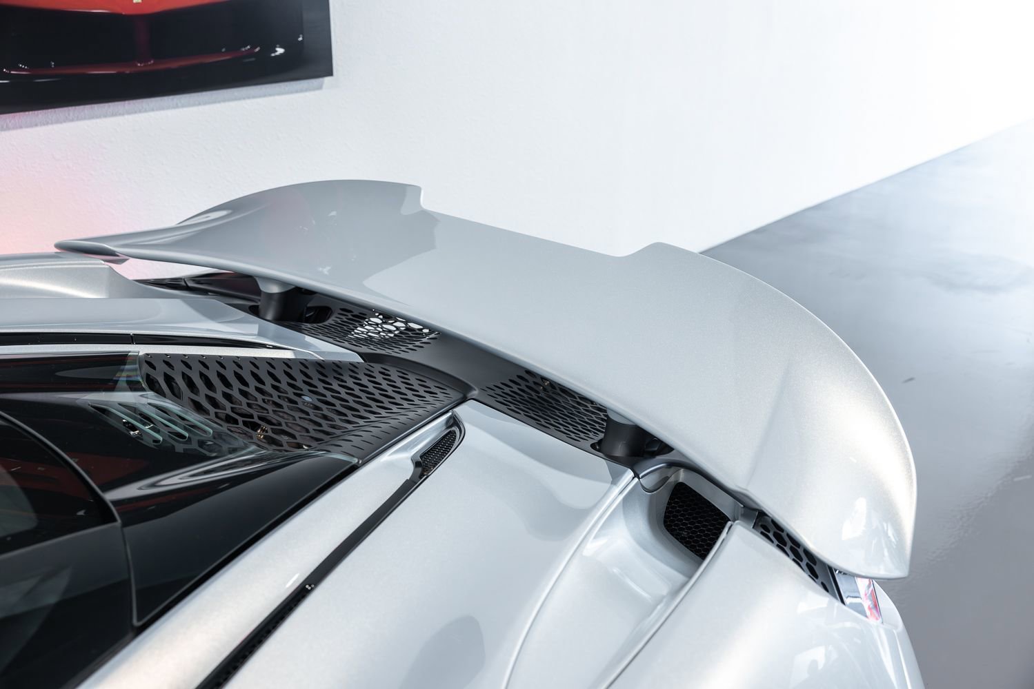 Used 2024 McLaren 750S image 17