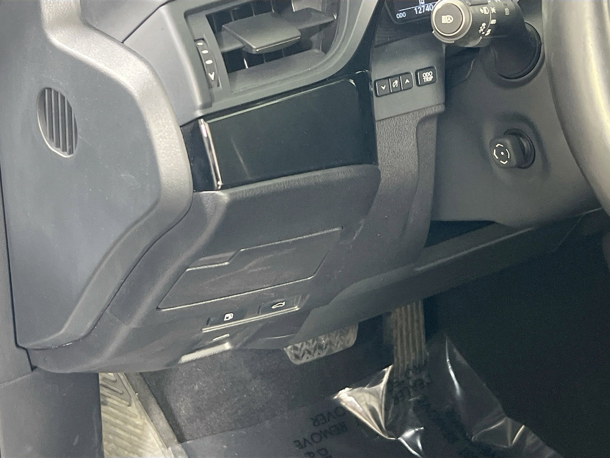 Used 2023 Lexus ES 350 w/ Premium Package image 10