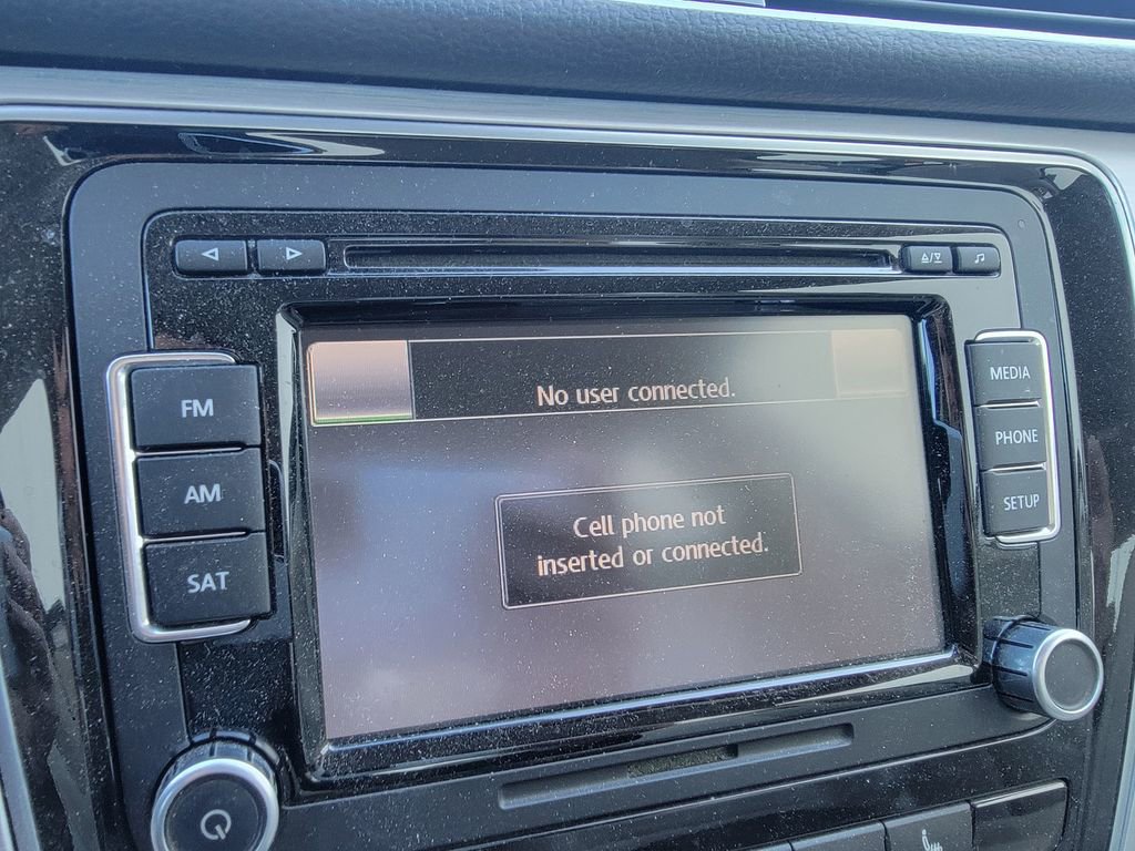 Used 2013 Volkswagen Passat 2.5 SE image 17