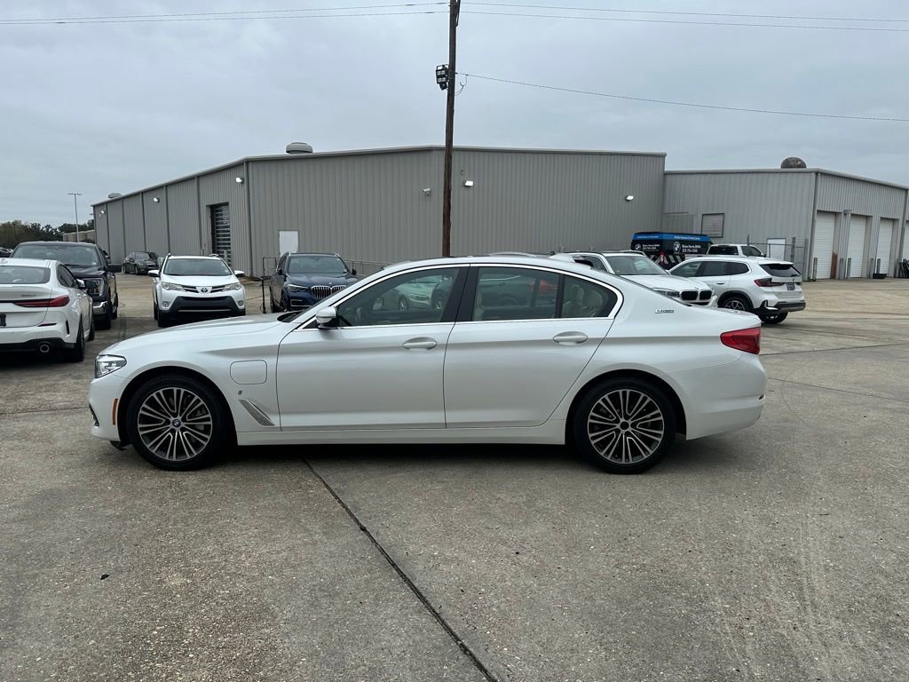 Used 2019 BMW 530e w/ Convenience Package image 10