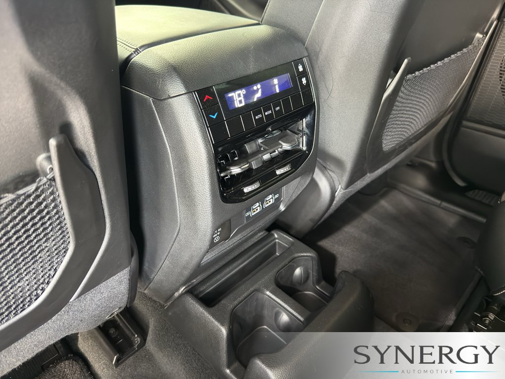 Used 2025 Jeep Grand Cherokee L Laredo AWD/4WD image 32