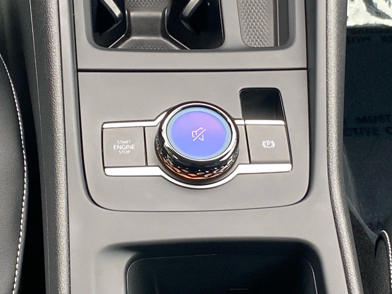 Certified 2026 Volkswagen Tiguan SE AWD/4WD image 10