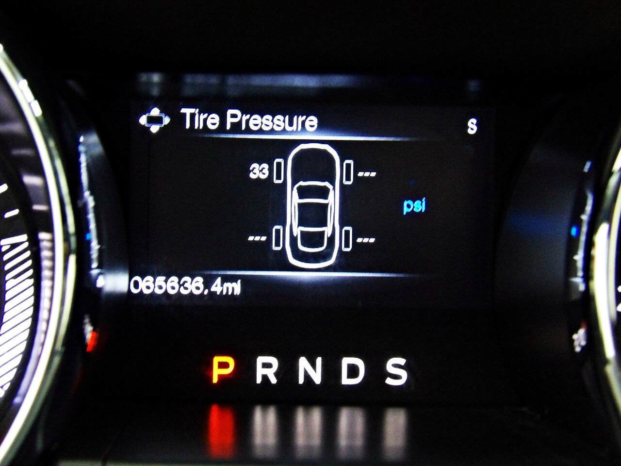 Used 2015 Ford Mustang Premium RWD image 12