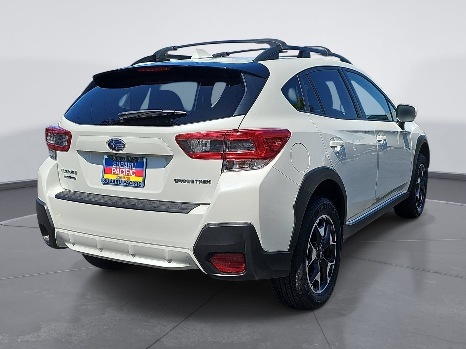 Used 2020 Subaru Crosstrek 2.0i Premium w/ Moonroof Package 2 AWD/4WD image 3