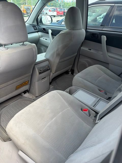Used 2010 Toyota Highlander 4WD image 23