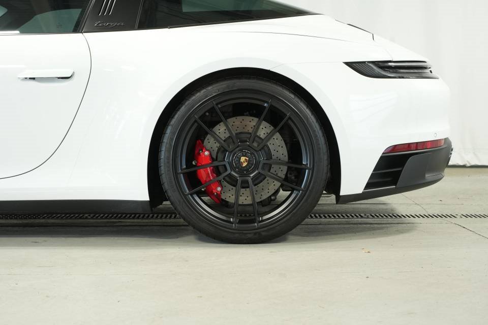 Used 2023 Porsche 911 Targa 4 GTS image 44