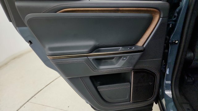 Used 2026 Rivian R1T Premium Tri AWD/4WD image 45