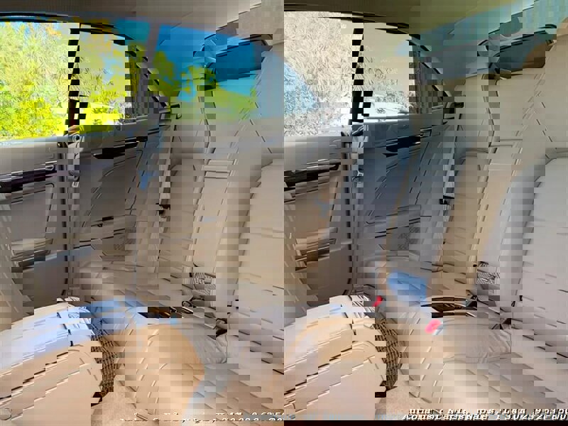 Used 2011 Mercedes-Benz E 550 Cabriolet image 40