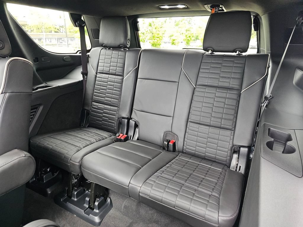 New 2026 Cadillac Escalade Platinum Sport AWD/4WD image 18