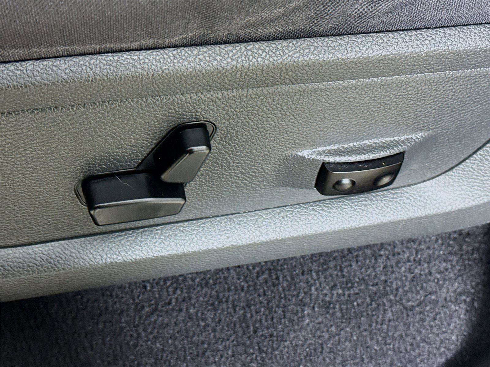 Used 2012 RAM 1500 Big Horn image 19