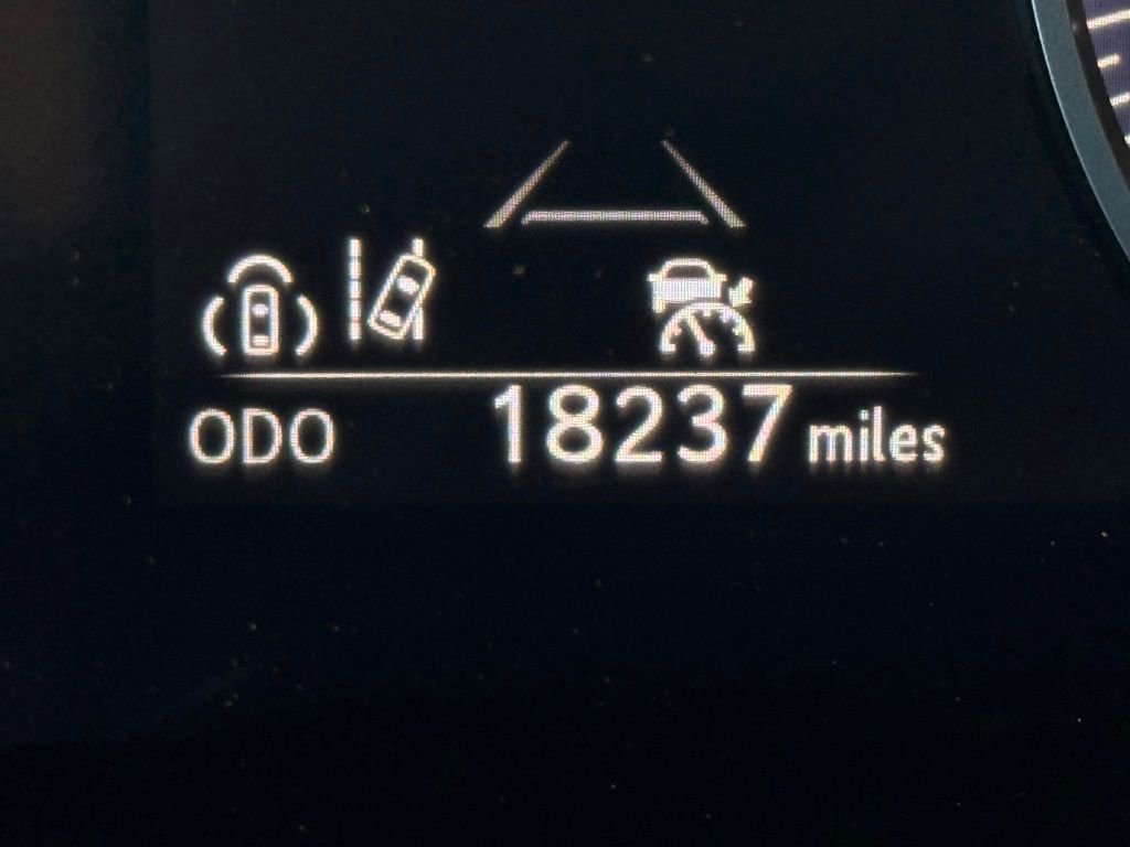 Used 2023 Lexus RX 350 Premium image 3