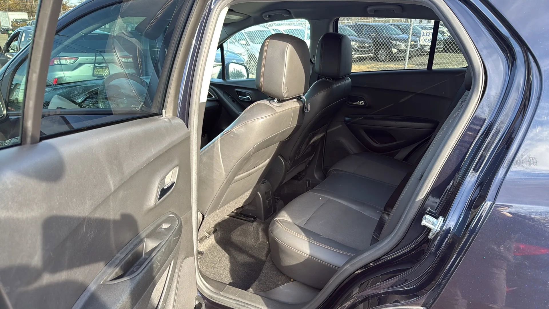 Used 2021 Chevrolet Trax LT w/ Driver Confidence Package image 28