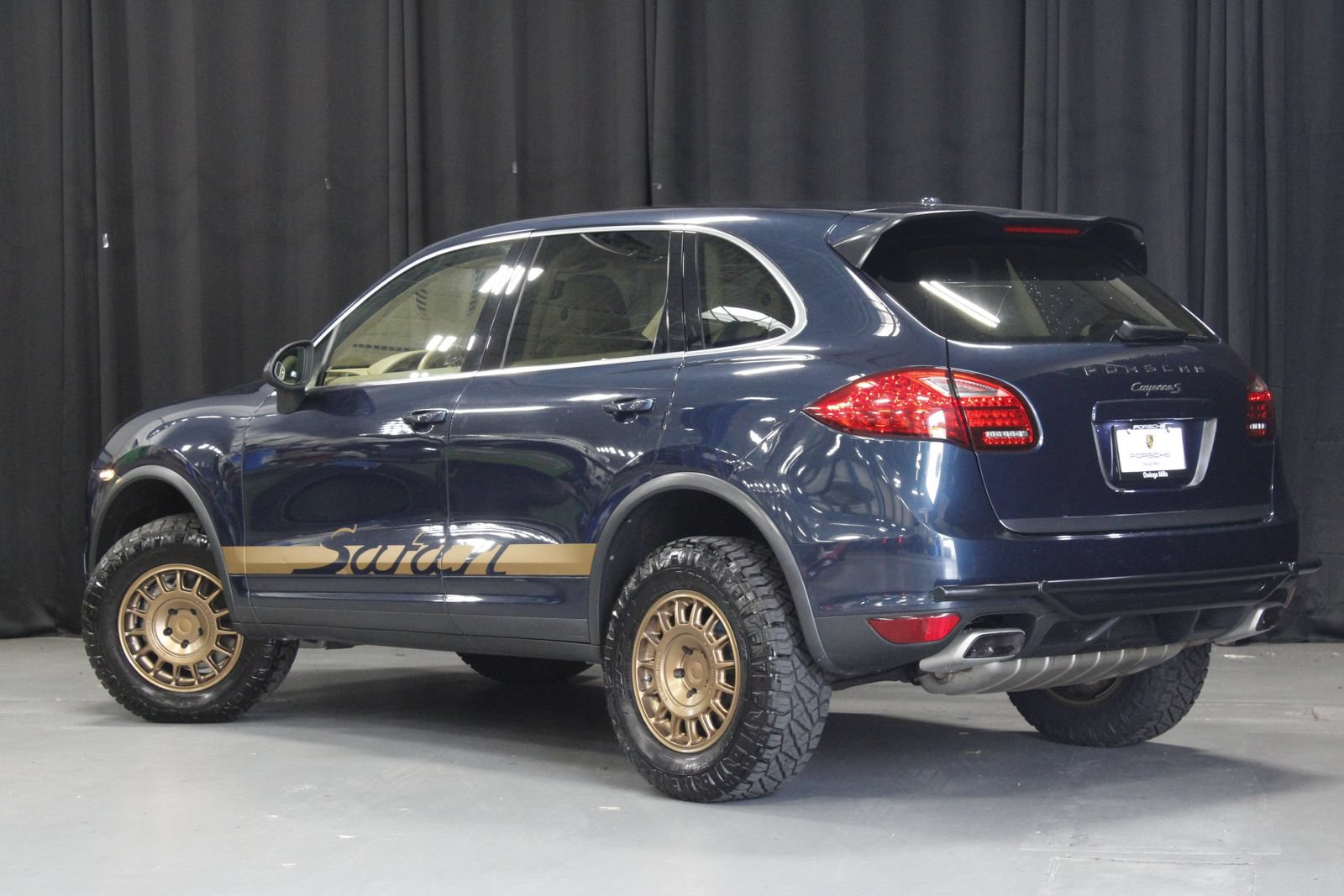 Used 2011 Porsche Cayenne S AWD/4WD image 3