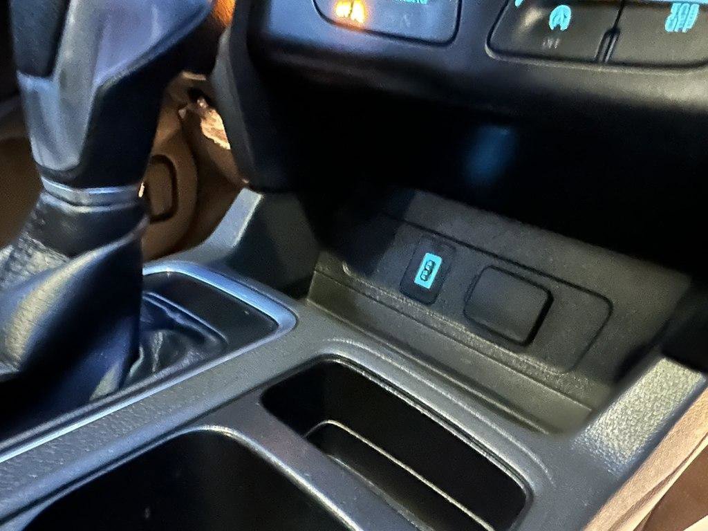 Used 2018 Ford Escape SE FWD image 32