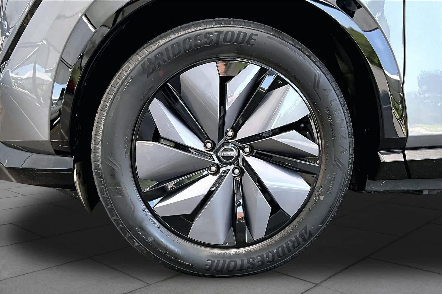 Used 2023 Nissan Ariya FWD image 10