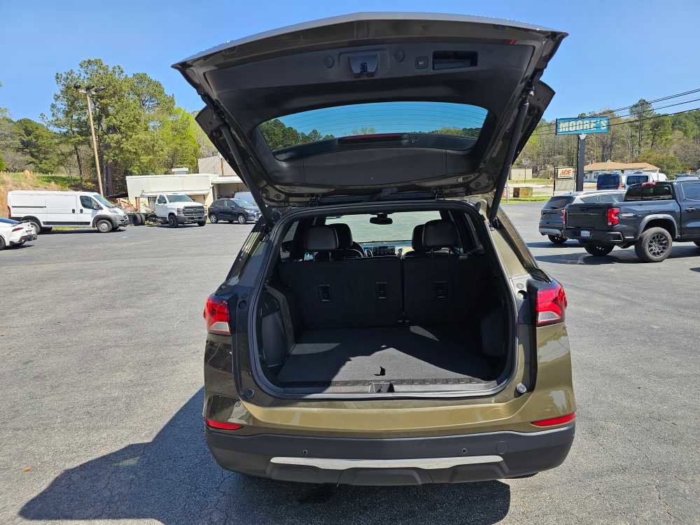 Used 2024 Chevrolet Equinox Premier AWD/4WD image 32