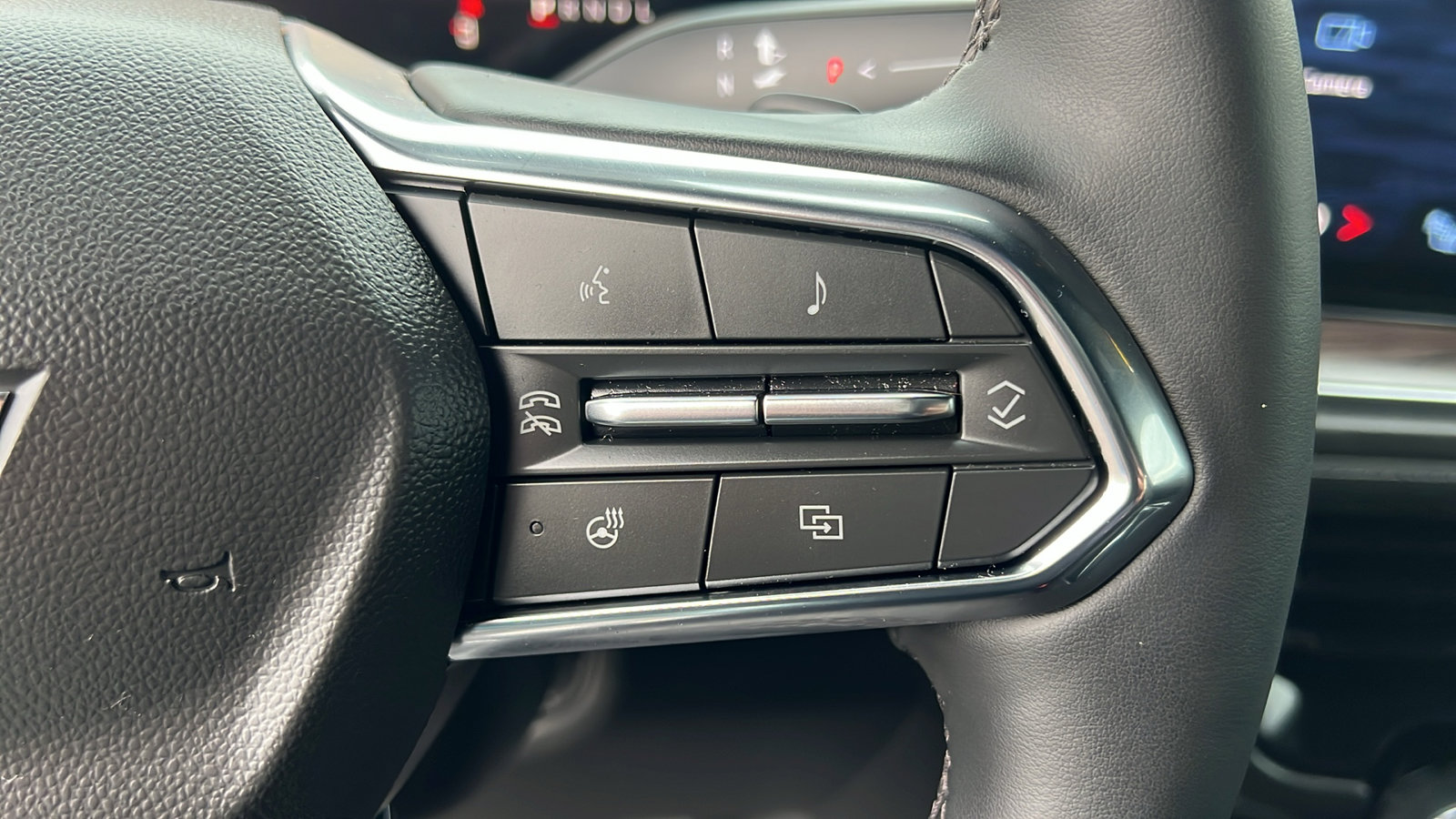 Certified 2025 Chevrolet Tahoe Z71 w/ Comfort Package image 32